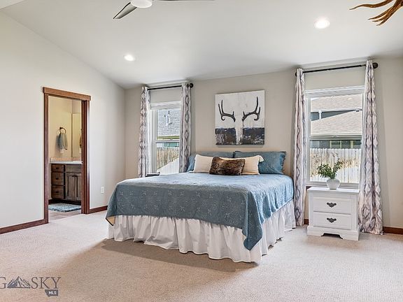 4th image of 1005 Westwood Cir