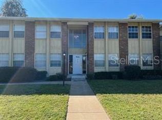 701 Perkins St APT 100, Leesburg, FL 34748