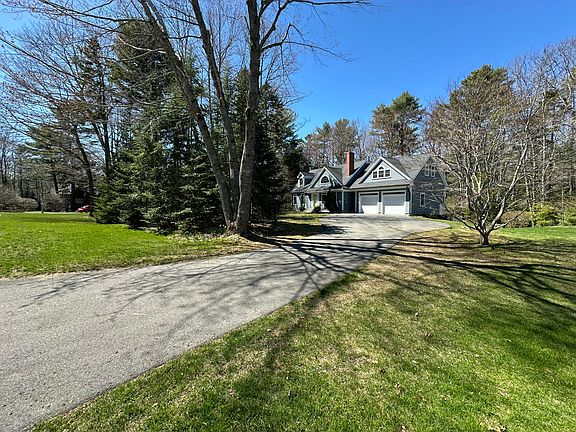 2nd image of 18 Cottagewood Lane