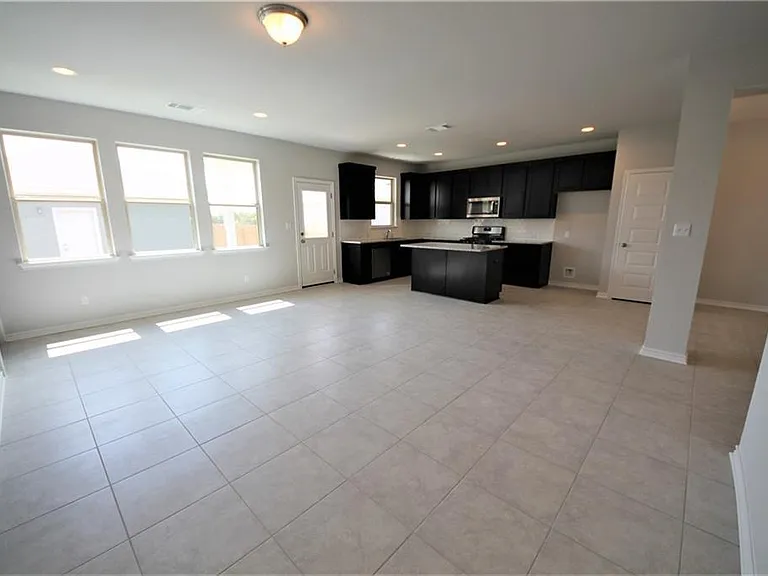 1932 Cypress Gate Dr — Photo 16