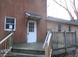 811 Hallet Rd, East Stroudsburg, PA 18301