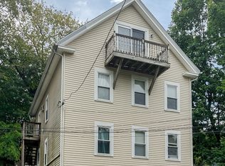 52 Grove St, Spencer, MA 01562