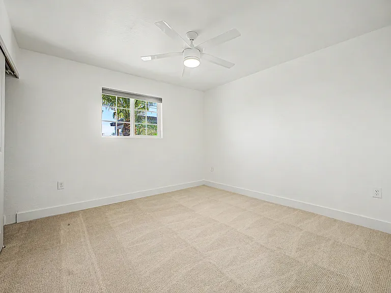 8129 E Oak St — Photo 26