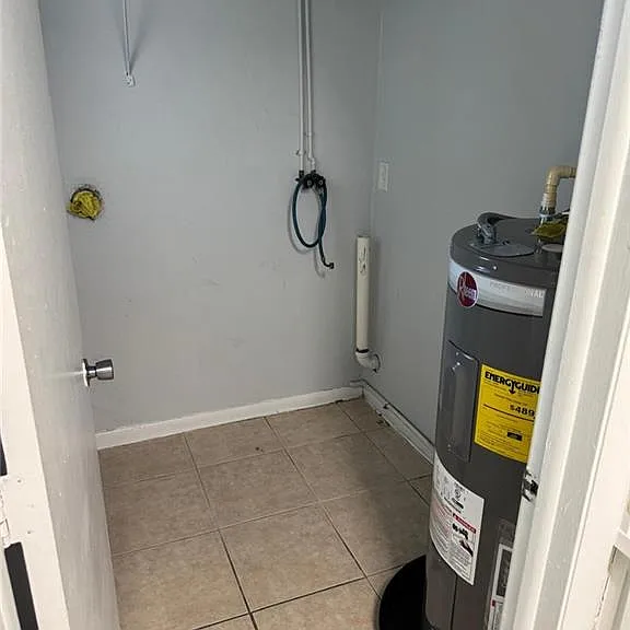 3004 Santa Barbara Blvd #B — Photo 22