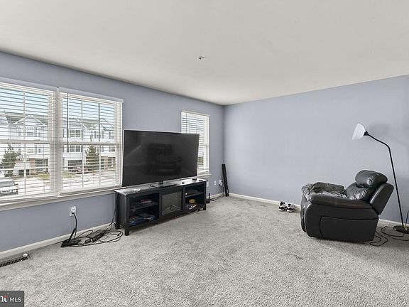 5th image of 4008 Cutty Sark Rd