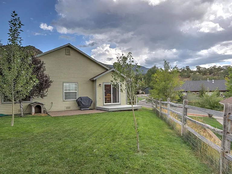 621 Lariat Loop — Photo 20