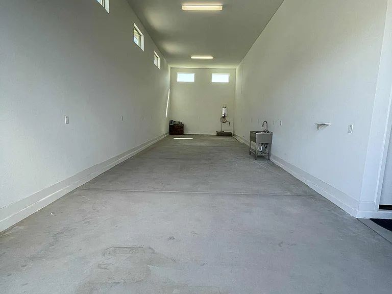 21715 E Lords Way — Photo 118