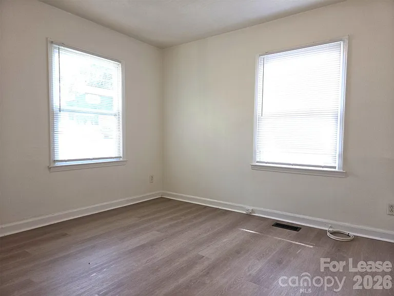 2835 Willow St #1 — Photo 6