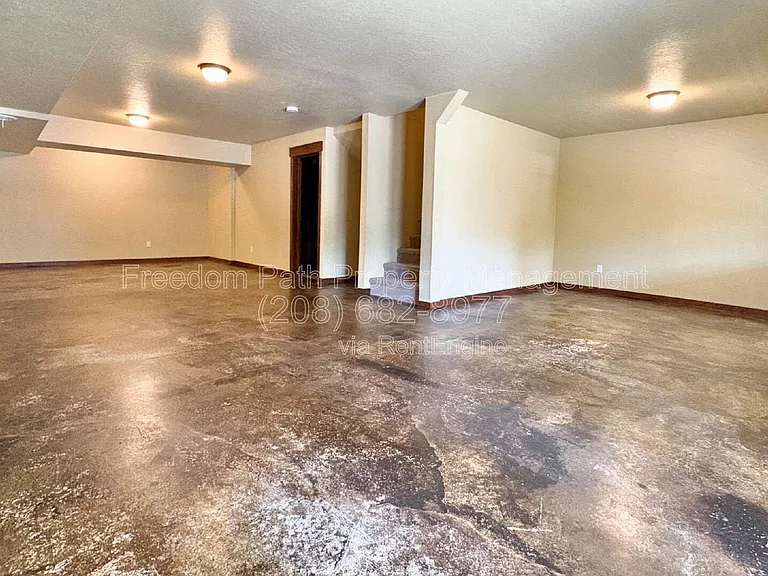 23732 N Lakeview Blvd — Photo 18