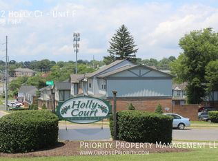 12 Holly Ct APT F, Harrisonburg, VA 22801