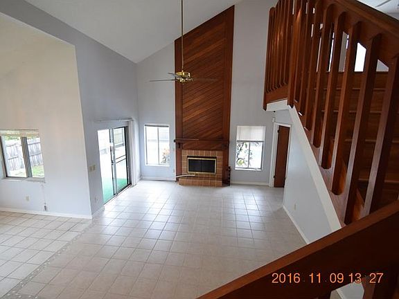 5th image of 1815 Meadowgold Ln