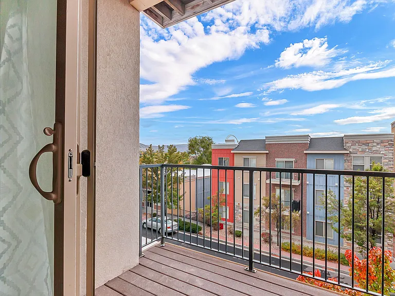 165 W Albion Village Way #201 — Photo 12