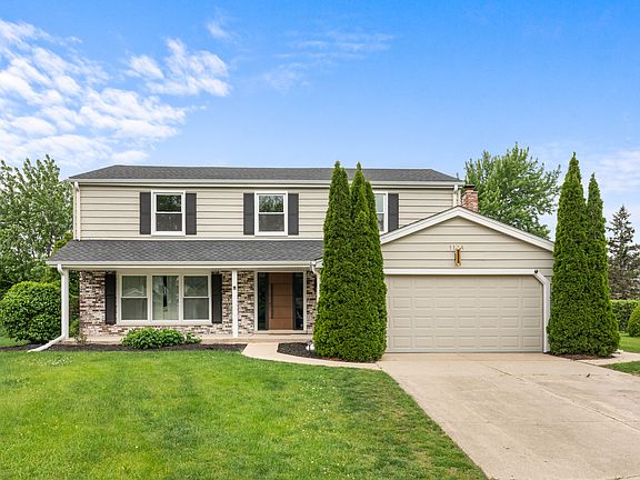 2nd image of 1134 Jamestown Ct
