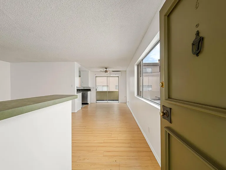 11861 Texas Ave #6 — Photo 8