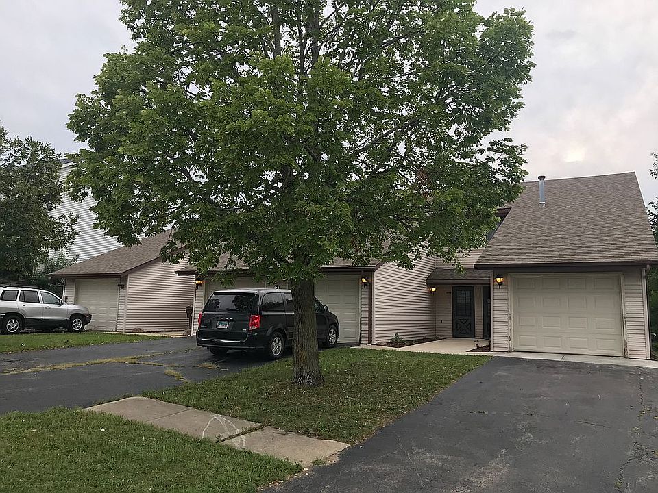 1st image of 4560 Applewood Ln