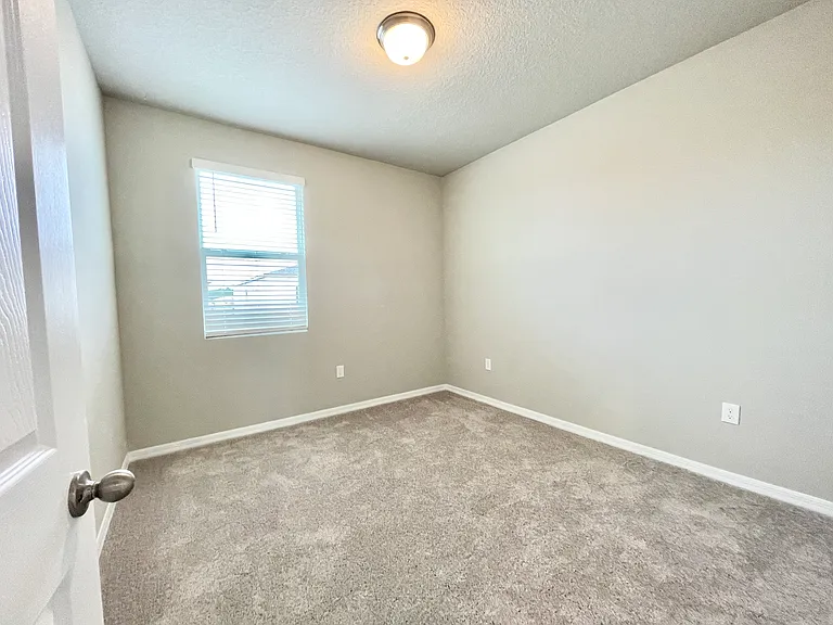 332 S Zuni Rd — Photo 20