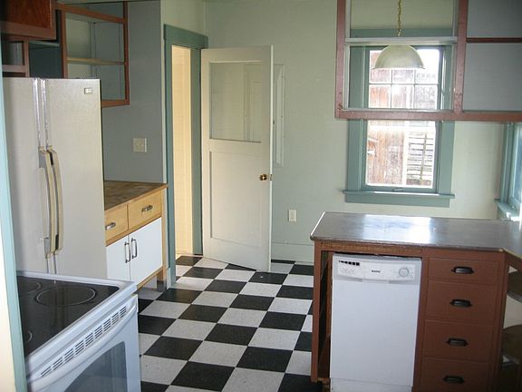 4th image of 1051 G St