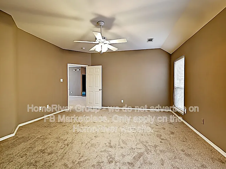 2405 N Brook Dr — Photo 9
