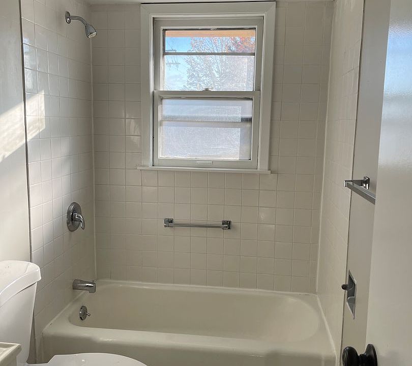 2901 Elisha Ave Apartment Rentals Zion, IL Zillow