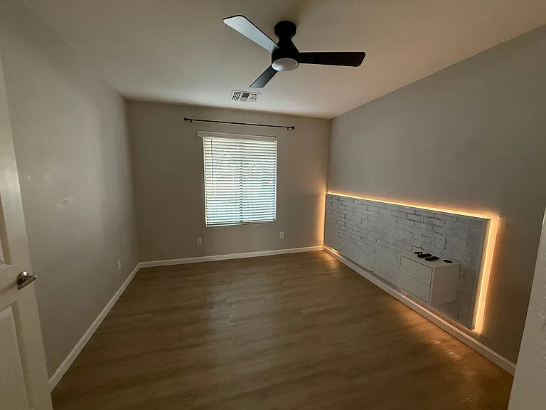 2724 S Chaparral Rd — Photo 9