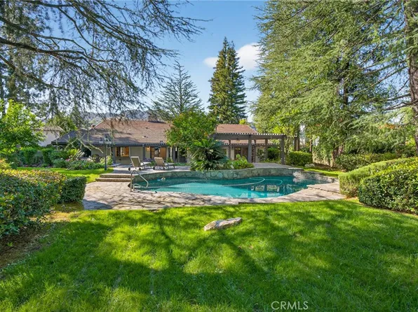 9516 Capistrano Ave, Chatsworth, CA 91311