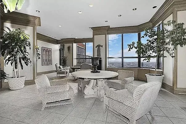 Rented by City Connections Realty | media 25