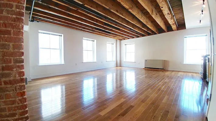 Rented by The Durst Organization | media 13