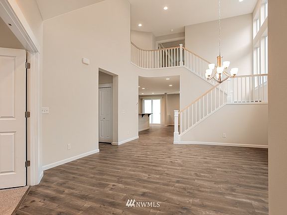3rd image of 2003 83rd Avenue E #69