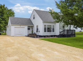 210 Hubbell St, Martelle, IA 52305