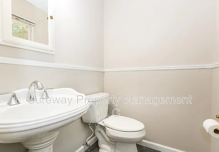 534 Pardee Blvd — Photo 9