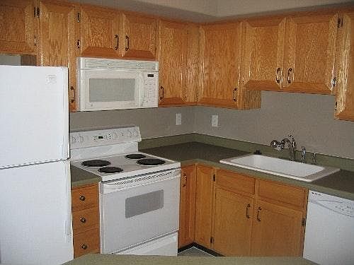3rd image of 6975 S Florentine Ct