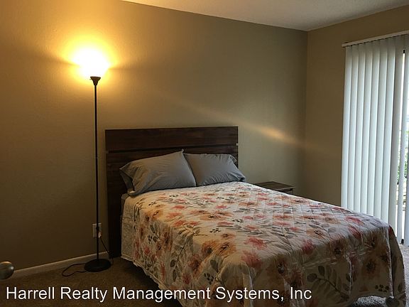 5th image of 225 Londonderry Dr APT 103