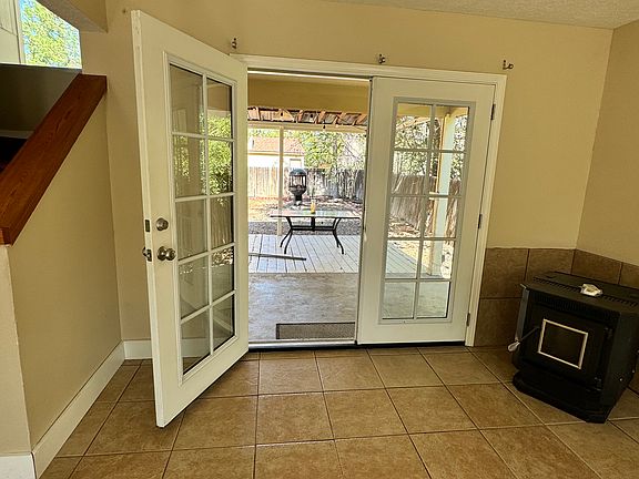 3rd image of 1713 Chamisa Rd NE