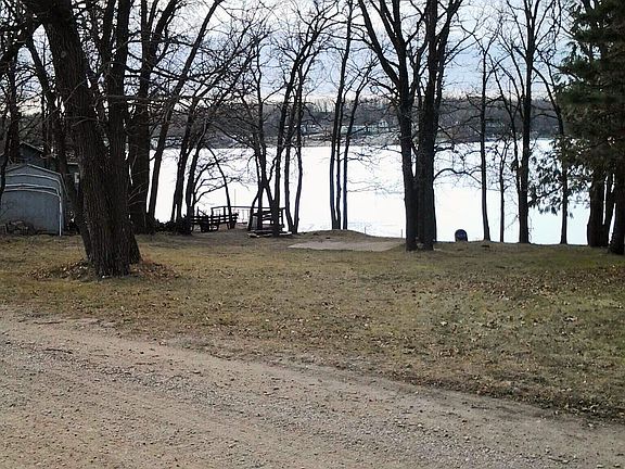 5th image of Woodlake Road