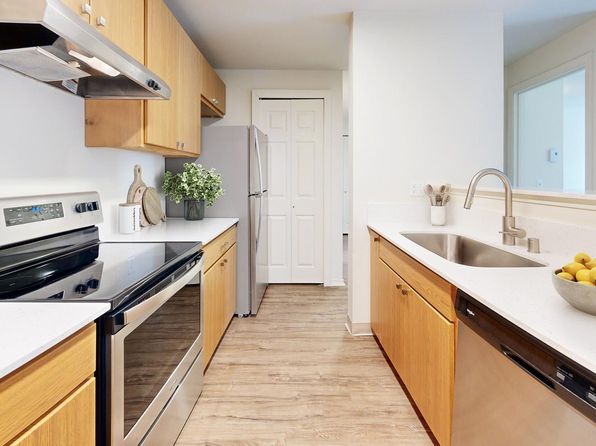 3788 NE 4th St APT G110