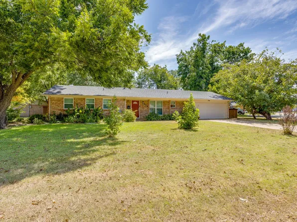 314 Bernice Ct, Burleson, TX 76028