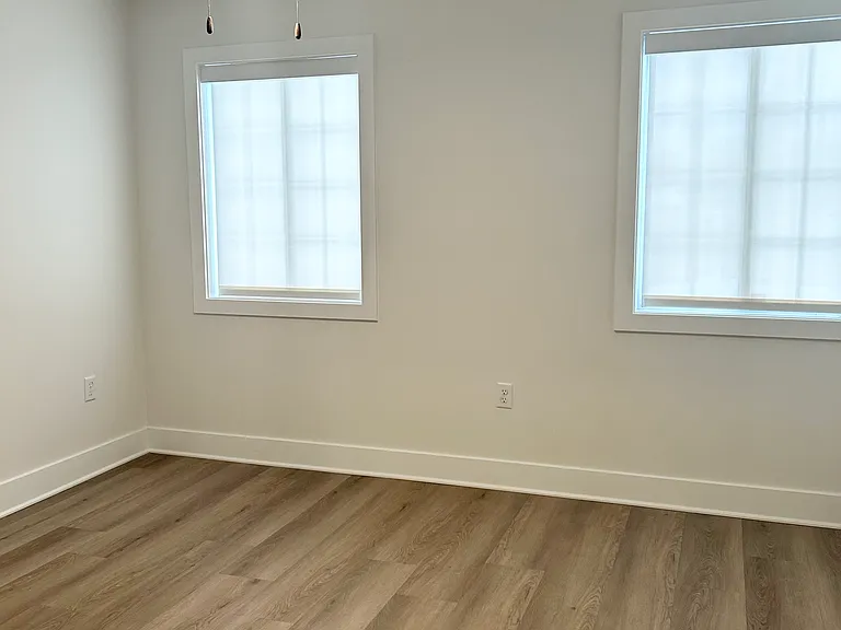 57 Monroe Ave #2 — Photo 5