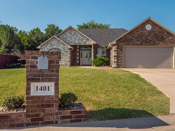 1401 Monarch Dr, McAlester, OK 74501
