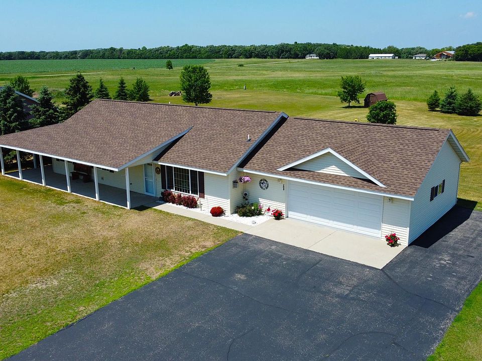 1st image of 208 Cozy Oak Dr W