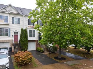 2502 Oak Tree Ln, Woodbridge, VA 22191