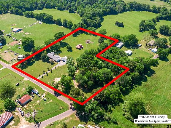 3rd image of 557 County Road 4988