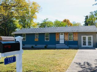 112 Park Ln, Clarksville, TN 37042