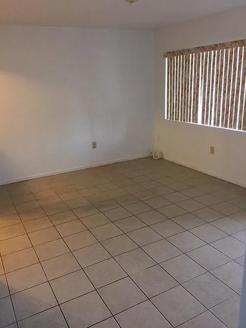 1 bed, 500 sqft, $945 — Photo 4
