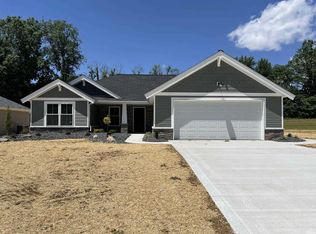 9 Beacon Way, Washington, IN 47501