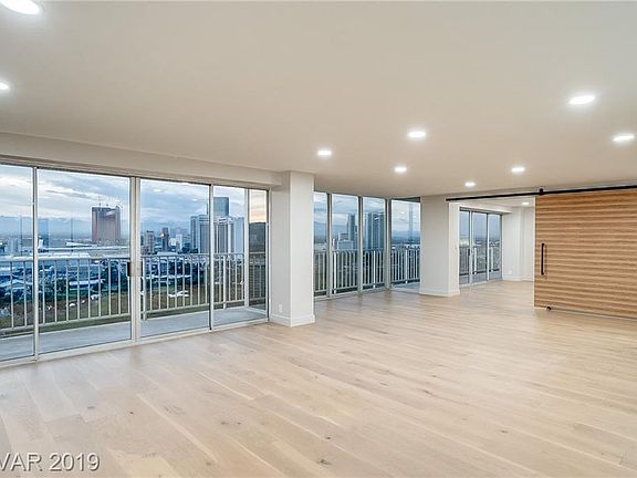 5th image of 3111 Bel Air Dr Unit 26C