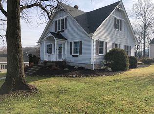 223 Western Ave, Oakdale, PA