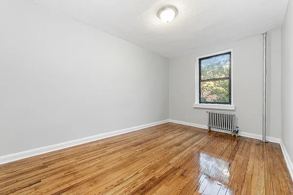 Rented by MNS | media 7