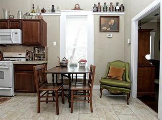 204 N Main St, Weir, TX 78626