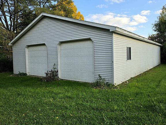 5th image of 14651 Peckham Rd