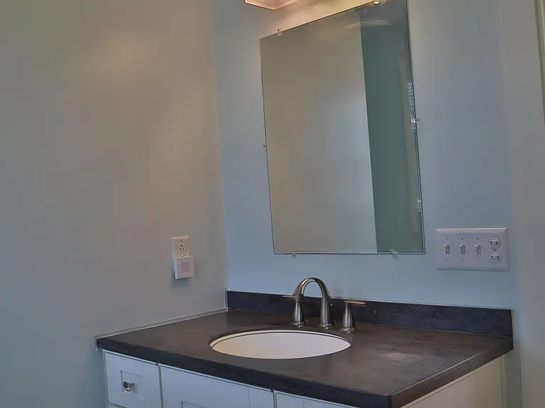 192 Slater Ave — Photo 12